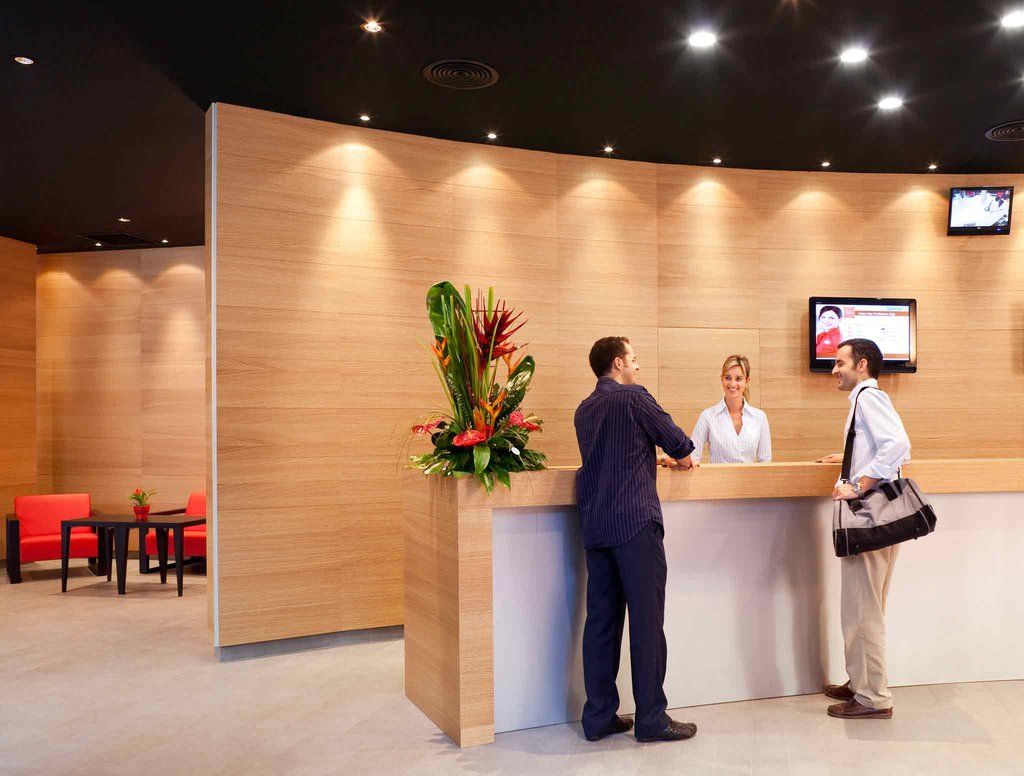 Hotel Ibis Plaza Glòries 22@ 2*